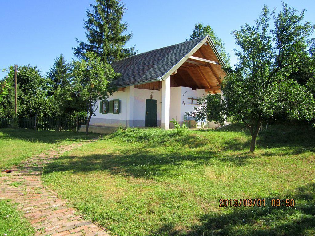 Guest house Erdosmecskei Svab Vendeghazak Es Jurtaszallas *